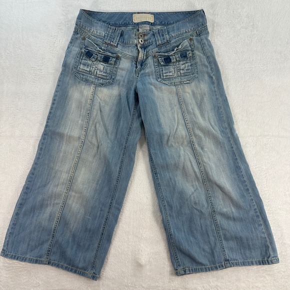 Z. Cavaricci Women's Wide Leg Cropped Jeans Size 9 Light Wash Denim Y2K - Picture 1 of 13